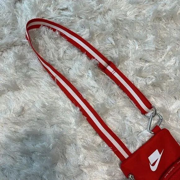 Nike Sport Summit Crossbody Bag - Picture 3 of 5